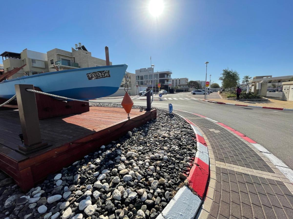 Breezot Yam Hotel Naharija Kültér fotó