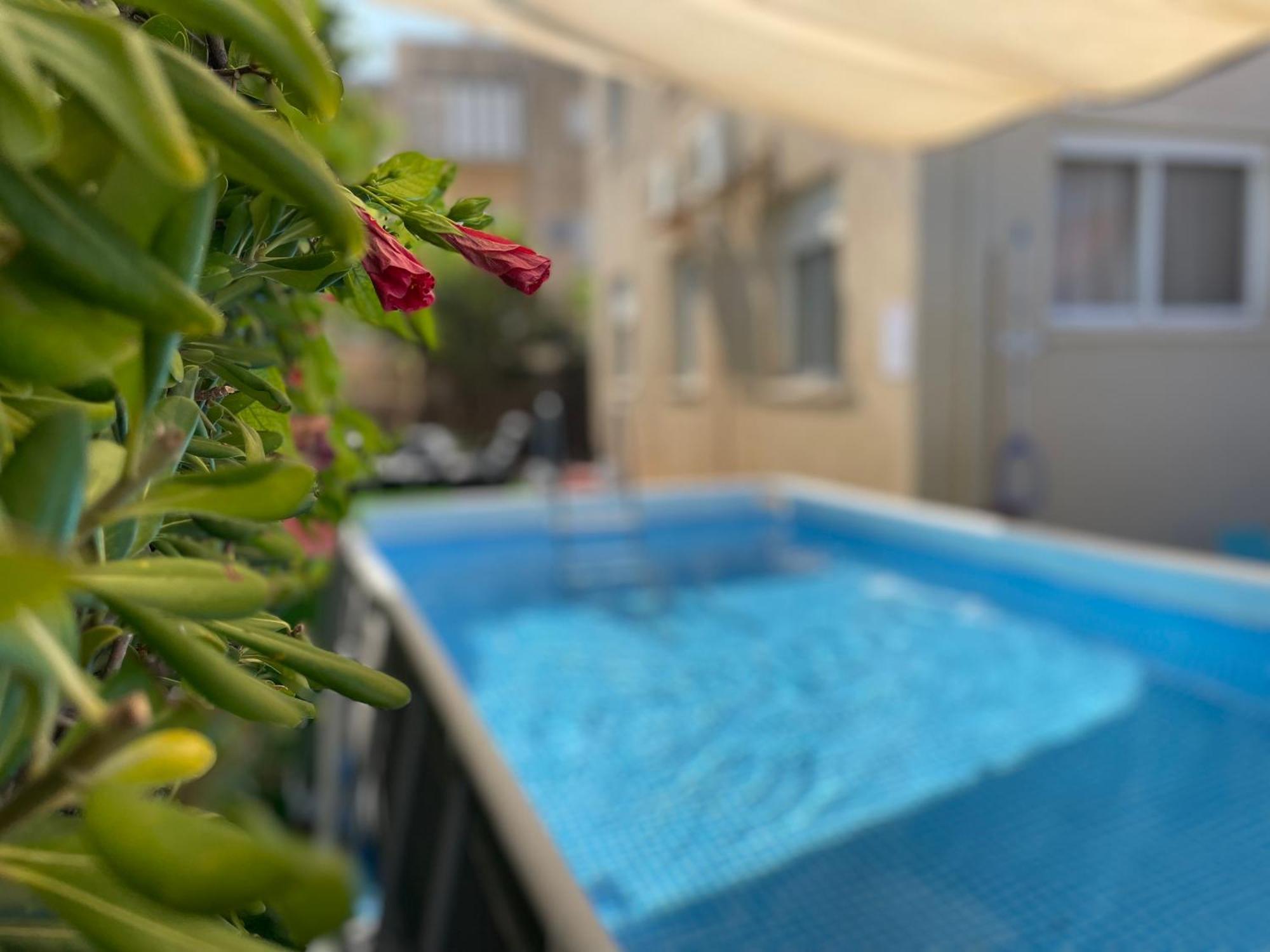 Breezot Yam Hotel Naharija Kültér fotó