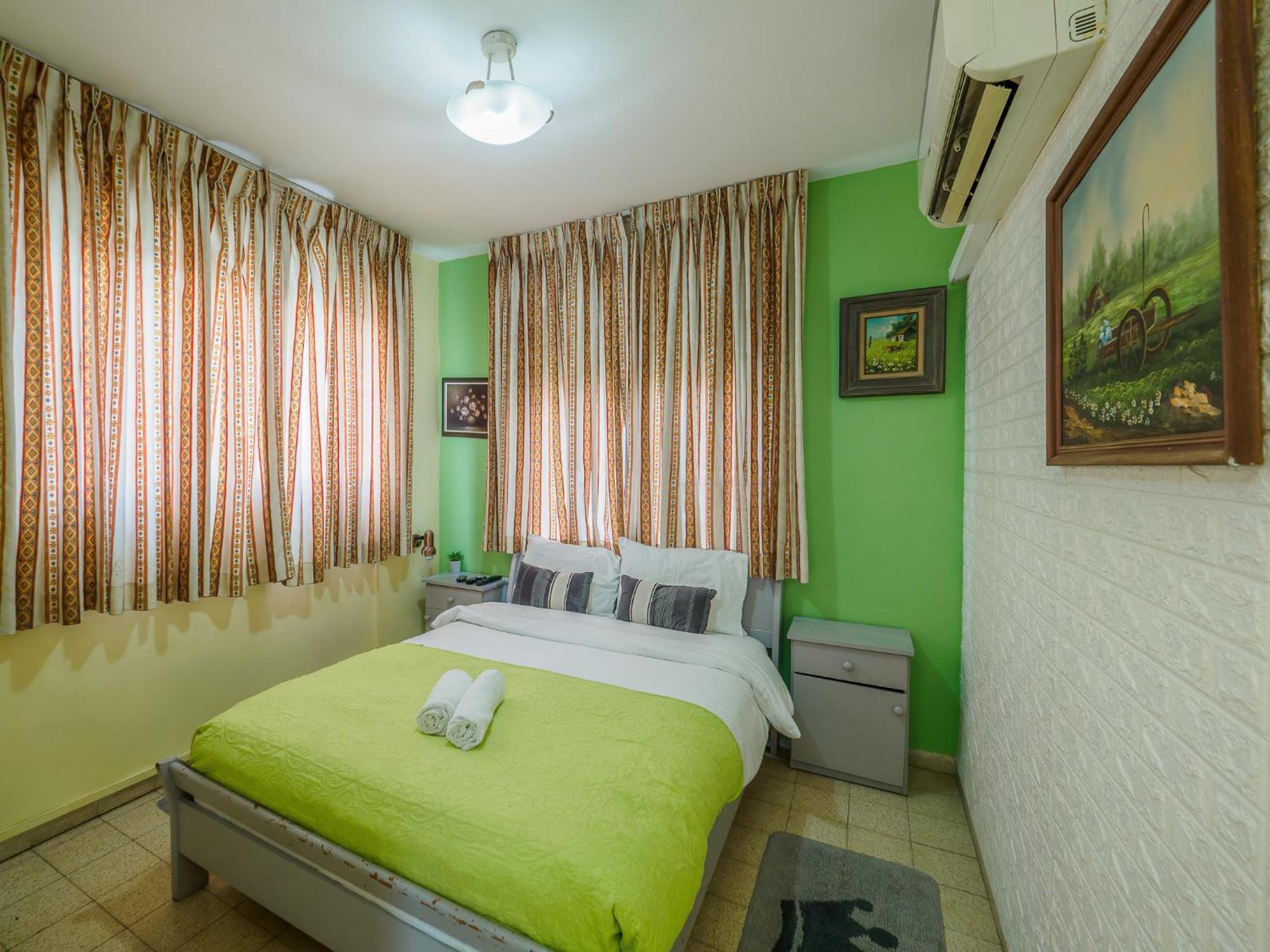 Breezot Yam Hotel Naharija Kültér fotó